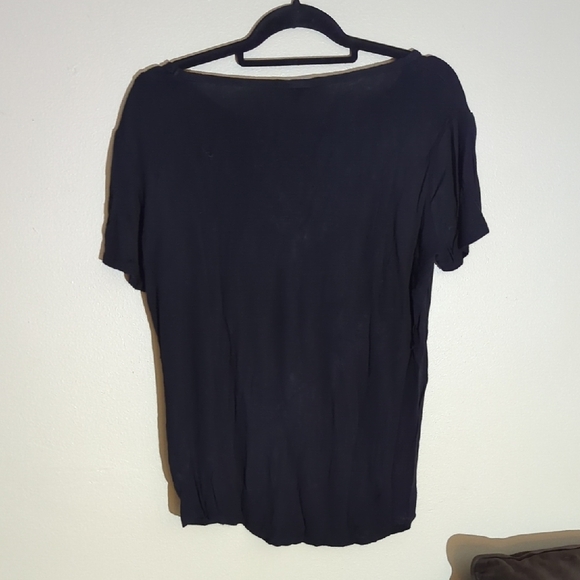 Relativity Black Short Sleeve Relaxed T-Shirt - Picture 5 of 9